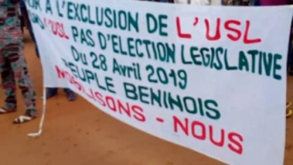 POUR NON DELIVRANCE DU CERTIFICAT DE CONFORMITÉ : Les militants Usl de Porto-Novo bloquent le pont de la capitale