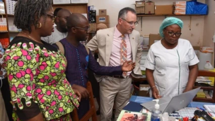 LUTTE CONTRE LE VIH/SIDA AU BÉNIN : L’engagement de l’Usaid et la mobilisation des partenaires