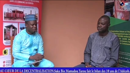 4E NUMERO DE L&rsquo;EMISSION AU COEUR DE LA DECENTRALISATION SUR DAABAARU TV : Saka Bio Yarou parle de l&rsquo;Adécob et ses acquis