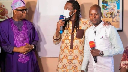 245 EME ANNIVERSAIRE DE L’INDEPENDANCE DES USA : Le photographe Fréjus Fiossi réhausse l’événement par une exposition vente