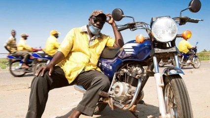 COTONOU :  Les “Zémidjans” sommés de payer leur redevance à la mairie avant le 31 mai