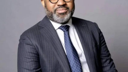 APRÈS LE DÉPÔT DES DOSSIERS DE CANDIDATURES À LA CENA : Richard Boni Ouorou félicite ‘’Les Démocrates’’  . Il met les acteurs impliqués dans le scrutin face à leurs responsabilités