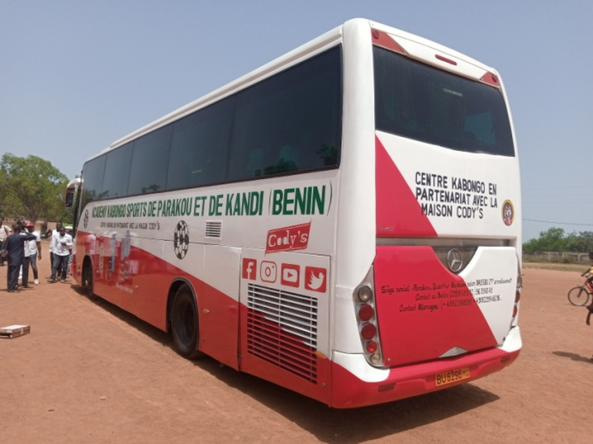 BÉNIN/FOOTBALL : L&rsquo;Académy Kabongo a désormais son bus