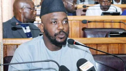 DECLARATION DU SECRETAIRE GENERAL DE RESTAURER L’ESPOIR SUR FRISSON FM : Guy Mitokpè, la légende d’une sagesse en pleine éclosion.  « Je n’étais pas député il y avait de cela trois ou quatre ans, je vivais quand même… », a déclaré le jeune député