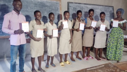 PARAKOU/CAMPAGNE DE SENSIBILISATION DES ELEVES FILLES SUR L&rsquo;IMPORTANCE DES SERIES SCIENTIFIQUES : La Fondation Hystérésis met en place une pépinière de femmes leaders