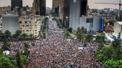 DÉSORMAIS 8 MILLIARDS D&rsquo;HABITANTS DANS LE MONDE : La célèbre phrase biblique “multipliez-vous“ en plein accomplissement