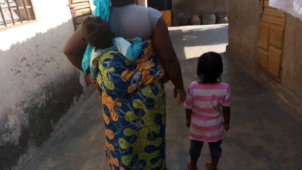 FAMILLES MONOPARENTALES AU BÉNIN : Les causes et conséquences d’un phénomène qui prend d’ampleur