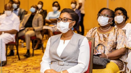 CHAINE DES DÉPENSES PUBLIQUES À L&rsquo;USAGE SÉCURISÉ DU NUMÉRIQUE : Aurelie Adam Soulé lance la formation des acteurs