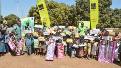 NOËL A PARAKOU : La Fondation Etisalat Bénin fête avec les enfants de Korobororou
