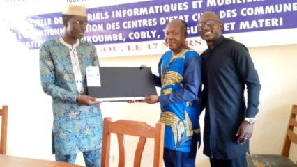 LUTTE CONTRE L&rsquo;EXTRÉMISME VIOLENT À NATITINGOU : Le maire Ouindéyama reçoit un important lot de matériels