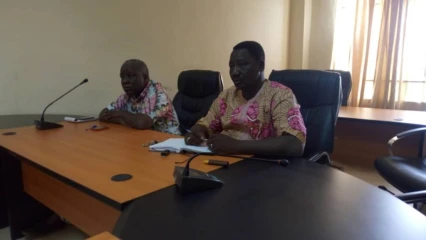 COMMUNE DE BANIKOARA : L&rsquo;amicale des faiseurs d&rsquo;opinion portée sur les fonts baptismaux