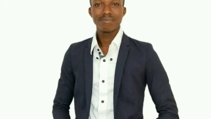 CHRONIQUE LITTÉRAIRE :  Eric Ouorou fait un zoom sur les genres rhétoriques 