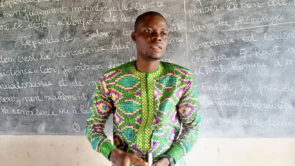 PARAKOU/LUTTE CONTRE LA CYBERCRIMINALITÉ  : Charmant Rovinis Ouidodjiché sensibilise les élèves du Ceg Albarika   