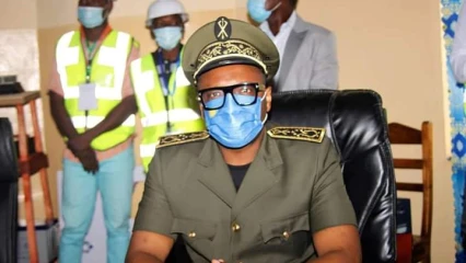 LIBERATION DES ESPACES PUBLICS A COTONOU : Le préfet Orounla invite les commissaires de police à veiller au grain . L&rsquo;opération a démarré