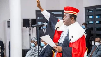 UN MOIS APRES SA NOMINATION A LA COUR SUPREME, Le président Victor Adossou s&rsquo;entretient avec son homologue de la Cour Constitutionnelle