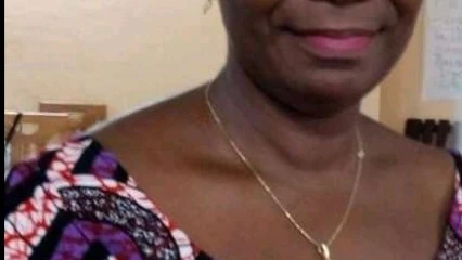 VIE D’UNE SAGE-FEMME : Chantal Tolomè raconte les moments inoubliables de sa carrière