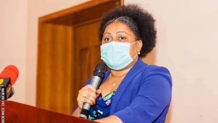 RELANCE DES MICROCRÉDITS VIA LES MONNAIES ÉLECTRONIQUES AU BÉNIN : Des systèmes financiers décentralisés formés