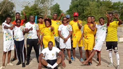 TOURNOI DE FOOTBALL DES MÉDIAS AU BENIN : L&rsquo;équipe du groupe de presse Daabaaru effectue sa première séance d&rsquo;entraînement