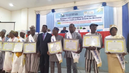 PROMOTION DE LA NON-VIOLENCE DANS LE BORGOU PAR LA FPU-BÉNIN : Cissé, Zimé Chabi, Gandé et plusieurs personnalités faits ambassadeurs de Paix