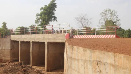 INFRASTRUCTURES COMMUNAUTAIRES BANIKOARA : Le maire Tamou met en service un ouvrage de franchissement à Sonwari