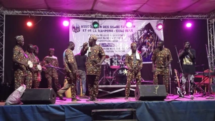 3È ÉDITION DE LA FÊTE IDENTITAIRE DES SHABÈ DU BÉNIN ET DE LA DIASPORA À KILIBO : L&rsquo;association Ègbè Ibilè a clôturé l&rsquo;événement par un concert culturel