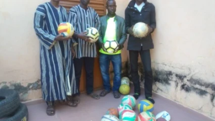 OUASSA-PEHUNCO : Des équipements sportifs offerts à l’équipe communale et au Ceg 1