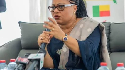 Adoption d'enfants et la montée d'escroqueries: l'Acaib appelle à la vigilance