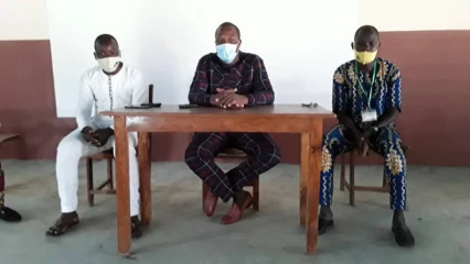 SEANCE D&rsquo;ECHANGE ENTRE LE MAIRE DIDIER KOUANDÉ SOUNOU ET LES ELUS DE L&rsquo;ARRONDISSEMENT DE GUILMARO : La pandémie de la Covid 19 au cœur des débats