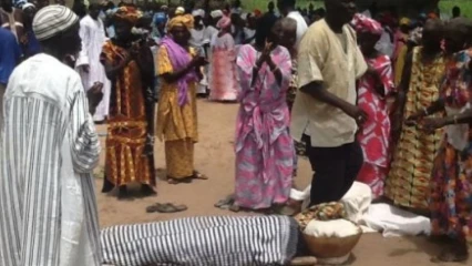 CELEBRATION EN GRANDE POMPE DES MORTS AU BENIN : Une pratique ancestrale incompatible avec les réalités de la rupture . Nécessité d’une loi pour recadrer les cérémonies funèbres