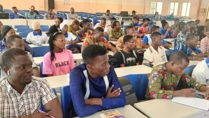 2E ÉDITION DU FORUM SUR LES MÉTIERS DU NUMÉRIQUE ET L’ENTREPRENEURIAT :  L’association 10 000 Codeurs explore les opportunités des nouvelles technologies   . La Région Grand Est participe à l’emploi des jeunes 