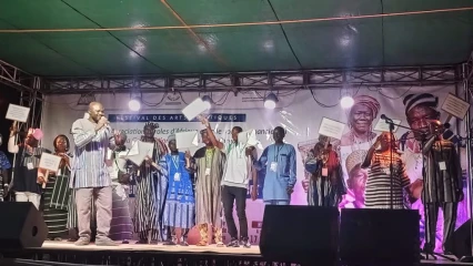 PRÉVENTION DE L’EXTRÉMISME VIOLENT AU BÉNIN PAR L’ADECOB GRÂCE À LA COOPÉRATION SUISSE : Le festival “La nuit des griots pour la paix” célébré 