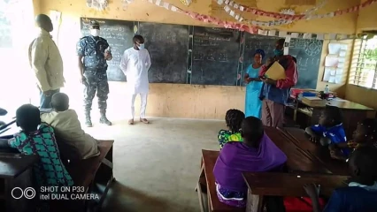 KALALE/EDUCATION : Le maire Tidjani Bani dans les centres Paefe de la commune