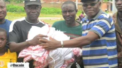 PARAKOU-FOOTBALL/EN VISITE AUX PENSIONNAIRES DE SIMO ACADEMY : Le président Mohamed Hadi Sidi se réjouit de la qualité du travail
