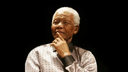 VIOLENCES XENOPHOBES EN AFRIQUE DU SUD :  Pourquoi faire pleurer Mandela dans sa tombe ?