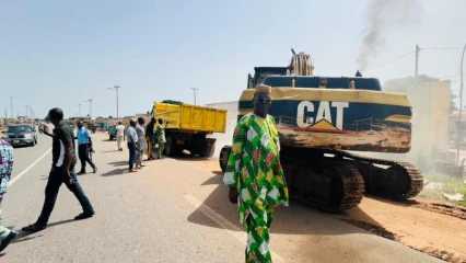 COMMUNE DE TCHAOUROU :  L’opération de libération des espaces publics a démarré  . Les populations obtempèrent avant l’arrivée des engins