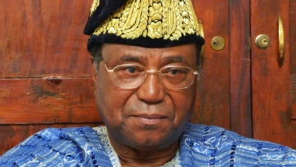 POUR PROPOS INJURIEUX ET DIFFAMATOIRE CONTRE MOUDJAÏDOU SOUMANOU : Nicéphore Soglo poursuivi par la justice