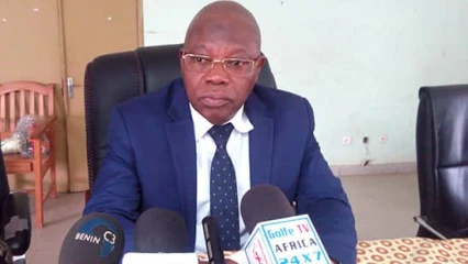 POUR PLUS D&rsquo;EFFICIENCE DANS LA GESTION DU PERSONNEL DES ÉCOLES PUBLIQUES : Salimane Karimou opte pour la suppression de certaines classes