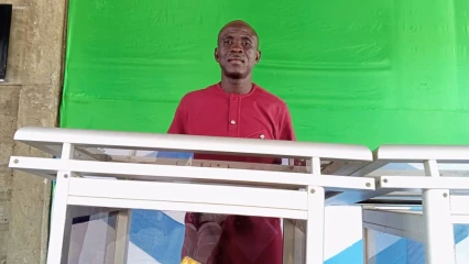 VOIX DU SEIGNEUR : Pasteur Paul Akinlolu, « Commences à louer le Seigneur dans ta situation désagréable et tu finiras avec des grands prodiges qu’il fera »