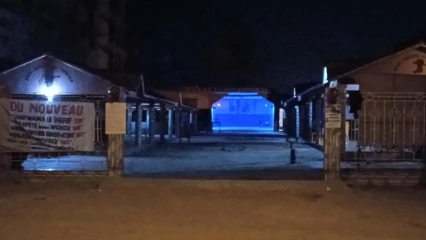 MESURE DE FERMETURE DES BARS À PARTIR DE 21 HEURES A PARAKOU : Voici comment tenanciers de bars et clients contournent la décision de Toko