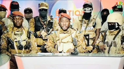 COUP D’ÉTAT AU BURKINA-FASO :  Paul-Henri Damiba chassé du pouvoir  . Ibrahim Traoré, nouvel homme fort