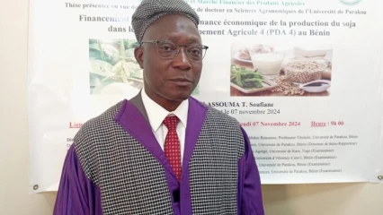 SOUTENANCE DE THÈSE À L’UNIVERSITÉ DE PARAKOU  : Soufiane Kouchélé Assouma désormais Docteur en sciences agronomiques   . Il a fait des propositions pour faciliter l’accès au financement des producteurs de soja