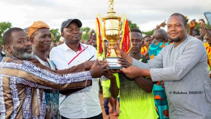 FOOTBALL À KOUANDÉ/GRÂCE AU PARRAIN ABDOULAYE TOKO : Aminou Mama Ibrahim réalise l’inédit à l’endroit de la jeunesse