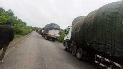 BÉNIN :  L’axe routier N’Dali – Djougou bloqué  . Voici les raisons