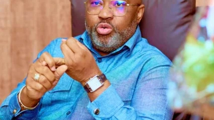 MONDE DES AFFAIRES AU BÉNIN : «Notre secteur bancaire est l&rsquo;un des obstacles majeurs à surmonter», affirme Richard Boni Ouorou . Le politologue fait le diagnostic et propose des pistes de solutions