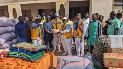 NIKKI/DON AUX SINISTRÉS DES DERNIÈRES PLUIES DILUVIENNES DE 2022 : Lions Club “Nikki la Gaani” témoigne sa solidarité