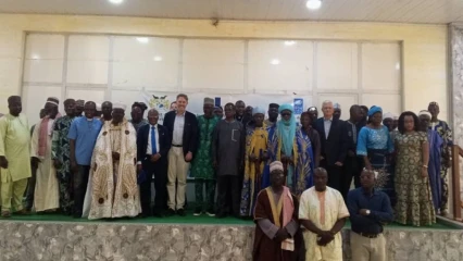 Projet d&rsquo;appui au renforcement de la cohésion sociale et lutte contre l&rsquo;extrémisme violent: l&rsquo;ambassadeur des Pays-Bas en visite de terrain à Parakou 