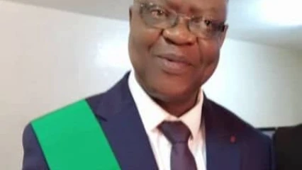 EDITO : Zinzindohoué sommé de se taire !