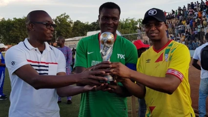 10E EDITION DES JEUX TERACOM À PARAKOU : Fadel Kabassi gagne un pari de 10ans . Guépards de Kandi sacrés champions