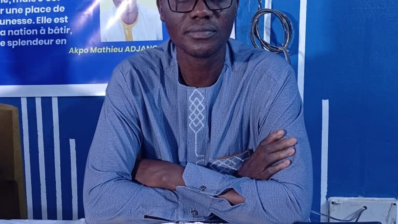 Littérature au Bénin: Akpo Mathieu Adjanou sort « Le Bénin à l’épreuve de la rupture »