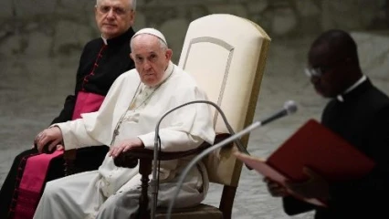 FACE A LA PEDOCRIMINALITE DANS L’EGLISE CATHOLIQUE DE LA FRANCE : Le Pape François exprime sa désolation